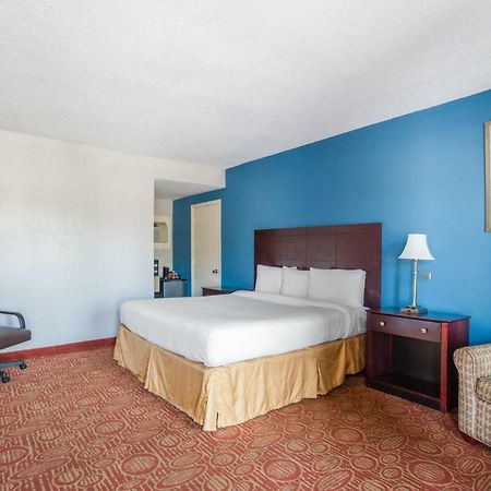 Oyo Hotel Augusta Downtown 部屋 写真